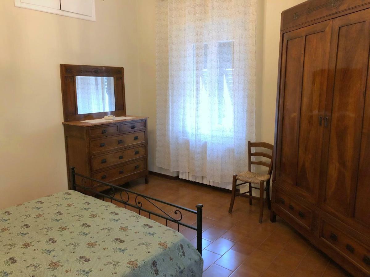 Casa Vacanza Ilia Пеша Екстериор снимка