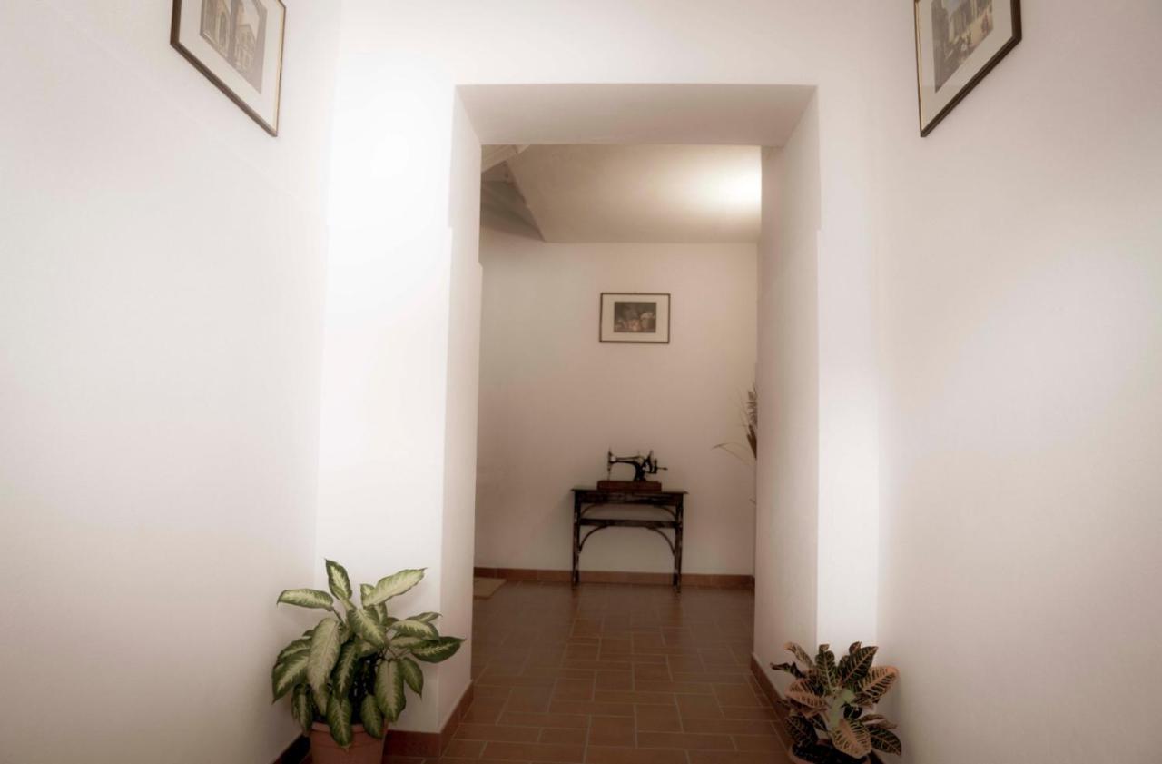 Casa Vacanza Ilia Пеша Екстериор снимка
