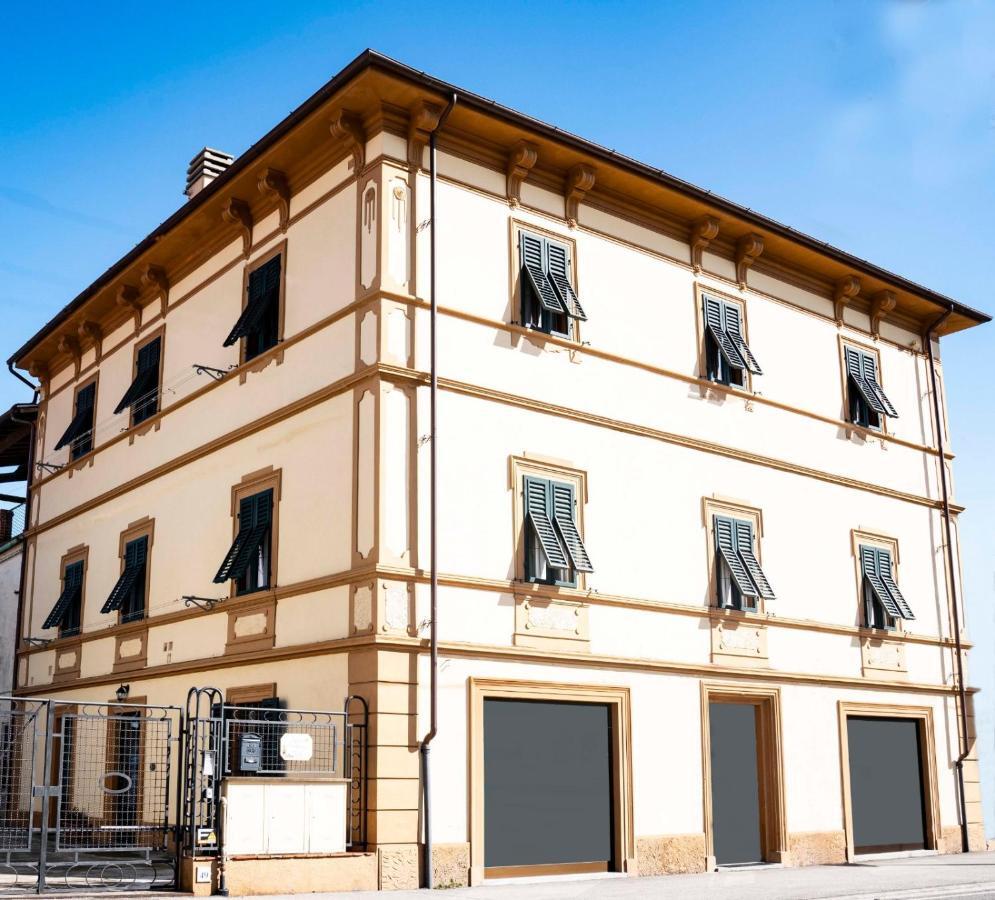 Casa Vacanza Ilia Пеша Екстериор снимка